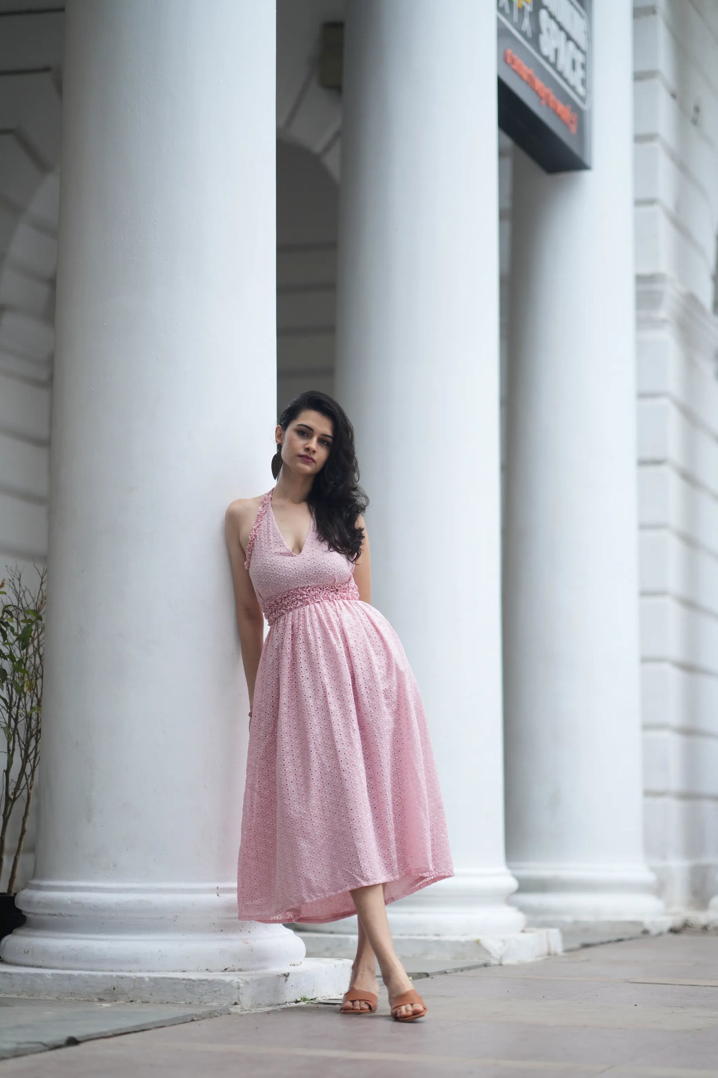 ROSE RUFFLE INSPIRED BY KHUSHI KAPOOR'S LOOK